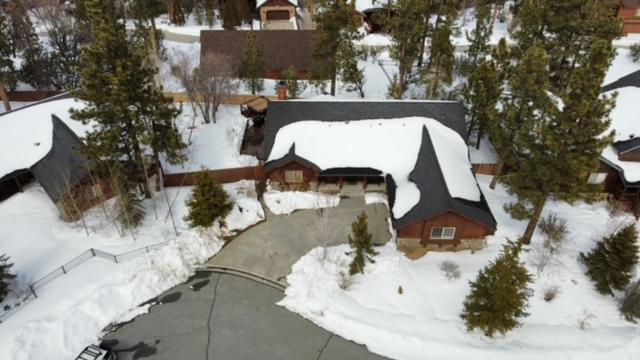 Custom Single Story Cabin With Jacuzzi Pool Table & Big Game Room With Arcade Games Velké Medvědí jezero Exteriér fotografie